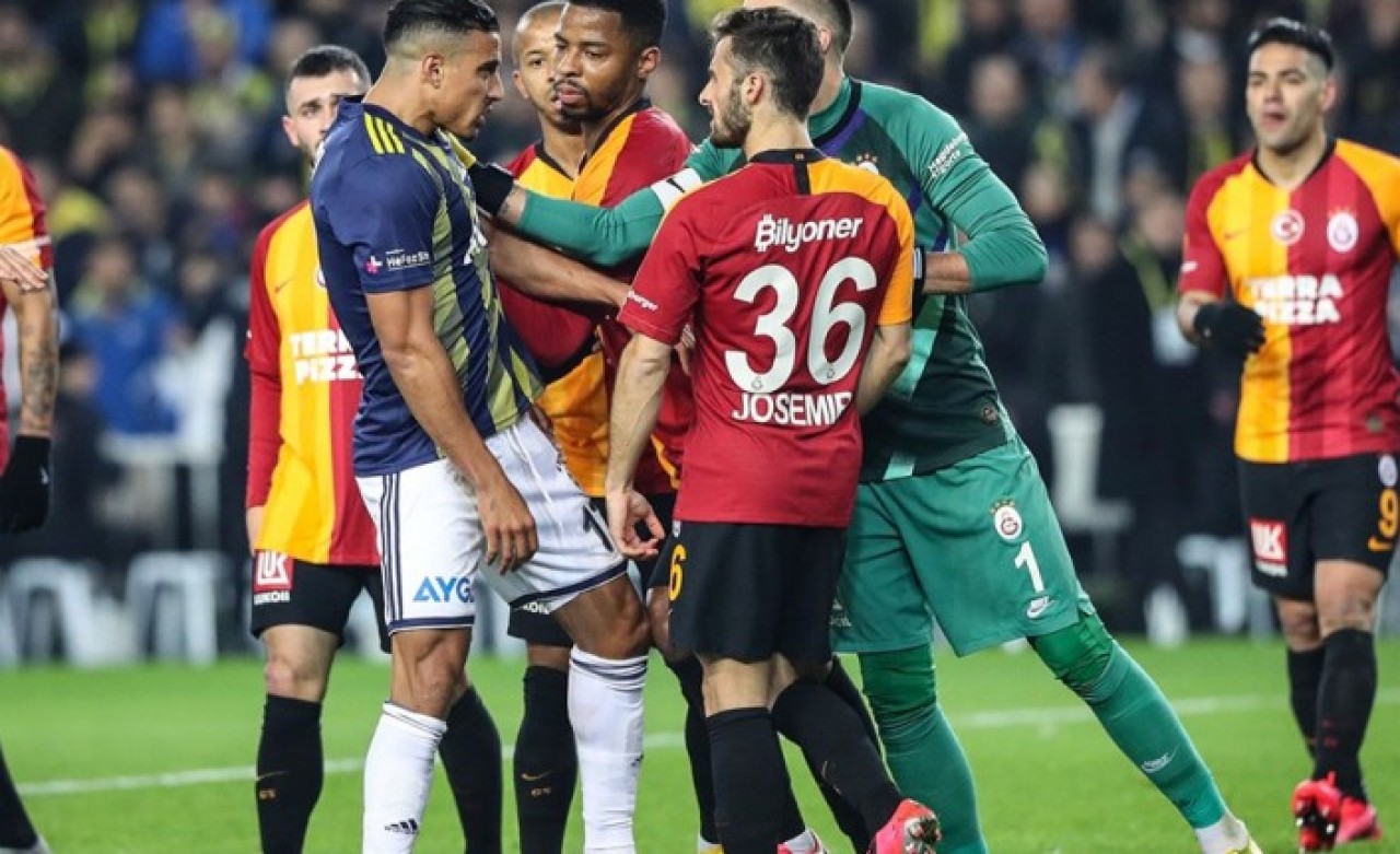 Deniz Türüç yandı: O hareketi pahalıya patlayacak!