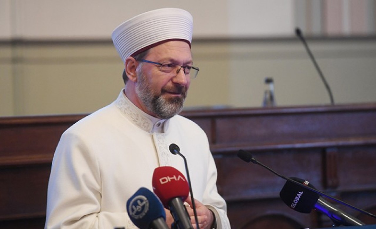 Diyanet İşleri Başkanı Sigara Haram Dedi,  Sureyle Açıkladı: “Delillerimiz Var”