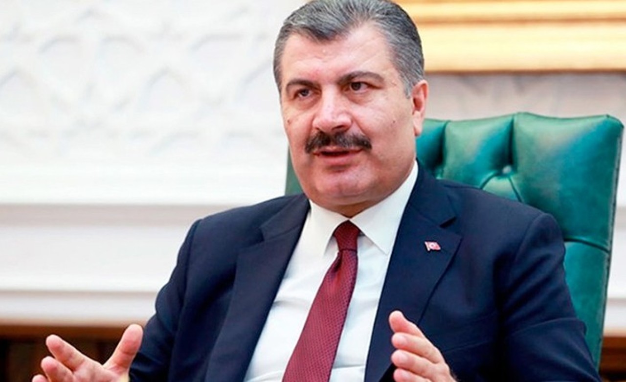 Fahrettin Koca'dan koronavirüs açıklaması: '90 dakikaya düşürüldü'