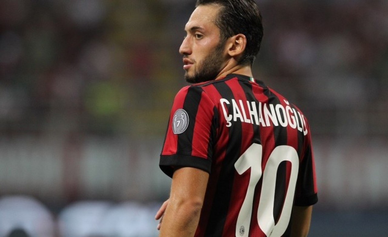 Fenerbahçe'den Hakan Çalhanoğlu sürprizi