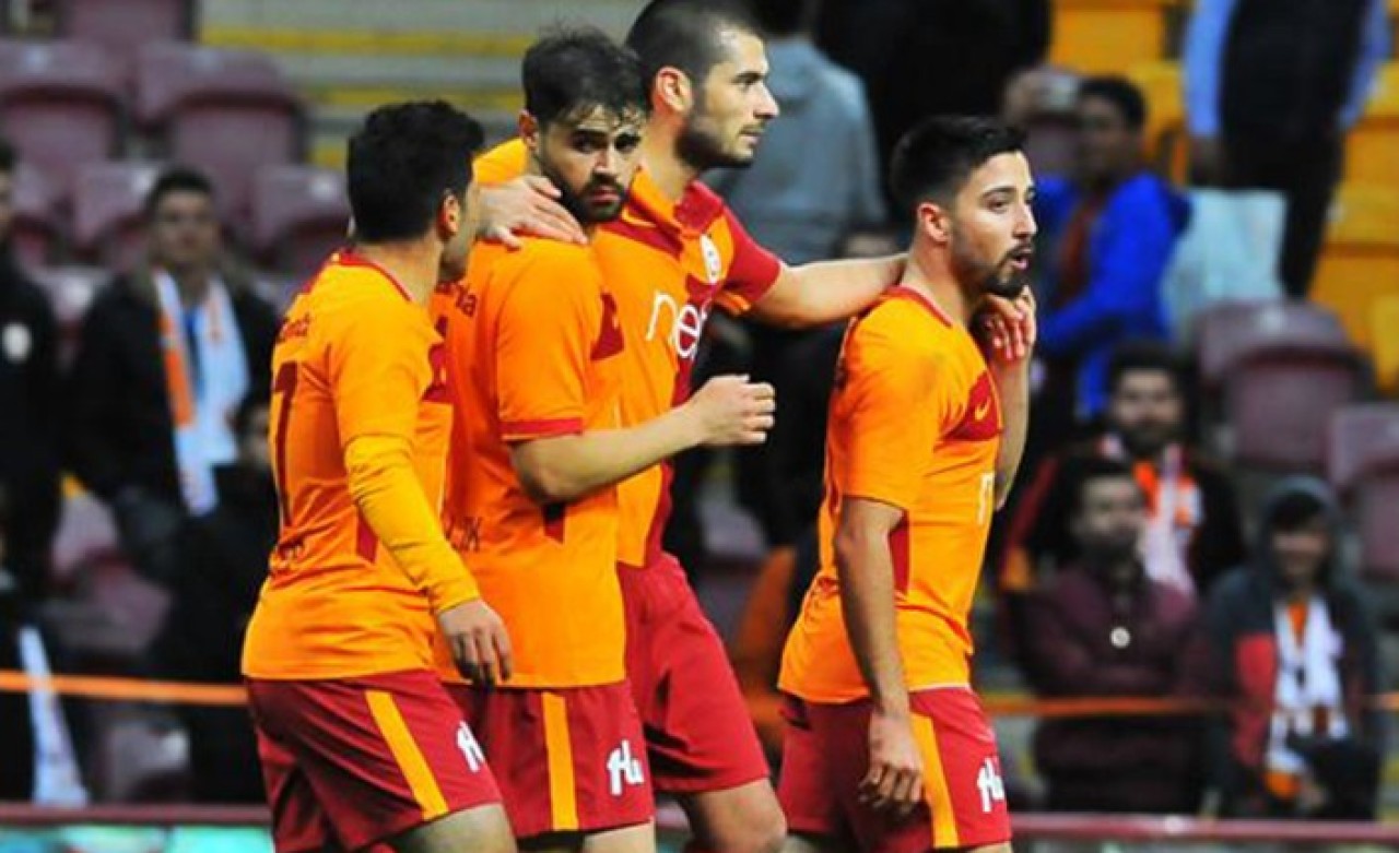 Galatasaray'dan 5.5 Milyon Euro Ücret Kazanmıştı: Yeni Takımında Asgari Ücrete Oynayacak!