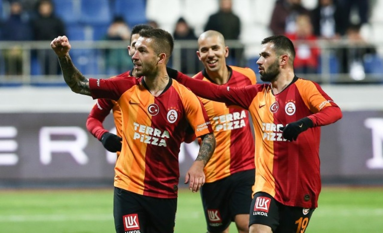 Galatasaray'ın ayak sesleri: Fenerbahçe'yi geçti