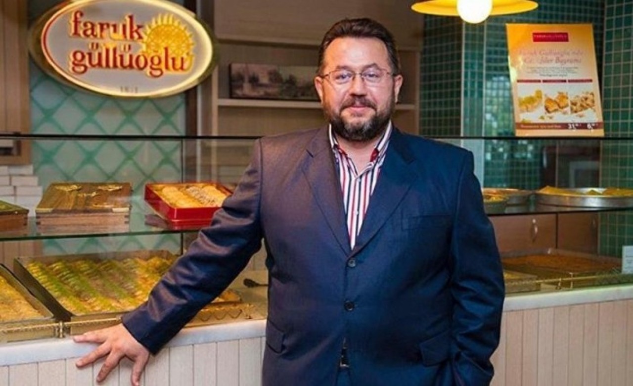 Güllüoğlu tatlıcısının sahibi Faruk Güllü'ye FETÖ'den 15 yıl hapis cezası