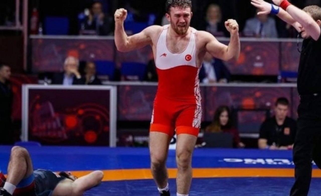 Gururumuz Süleyman Karadeniz