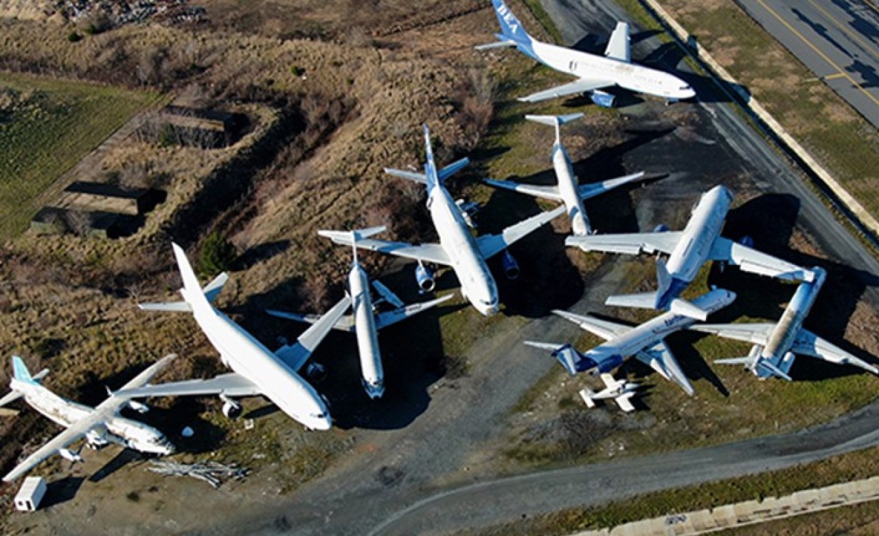 Atatürk Havalimanı'nda uçaklar çürümeye terk edildi