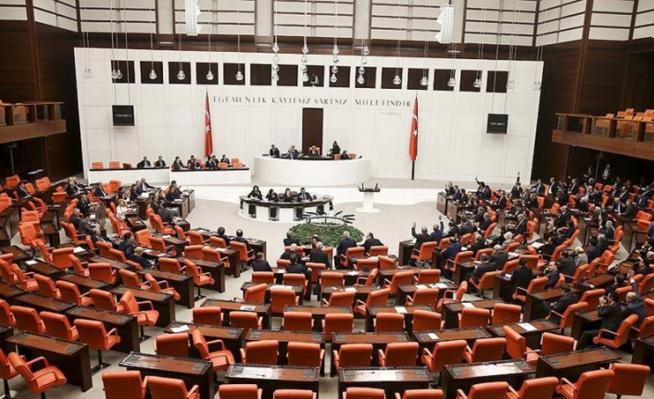 İdlib için AK Parti'den kapalı oturum teklifi