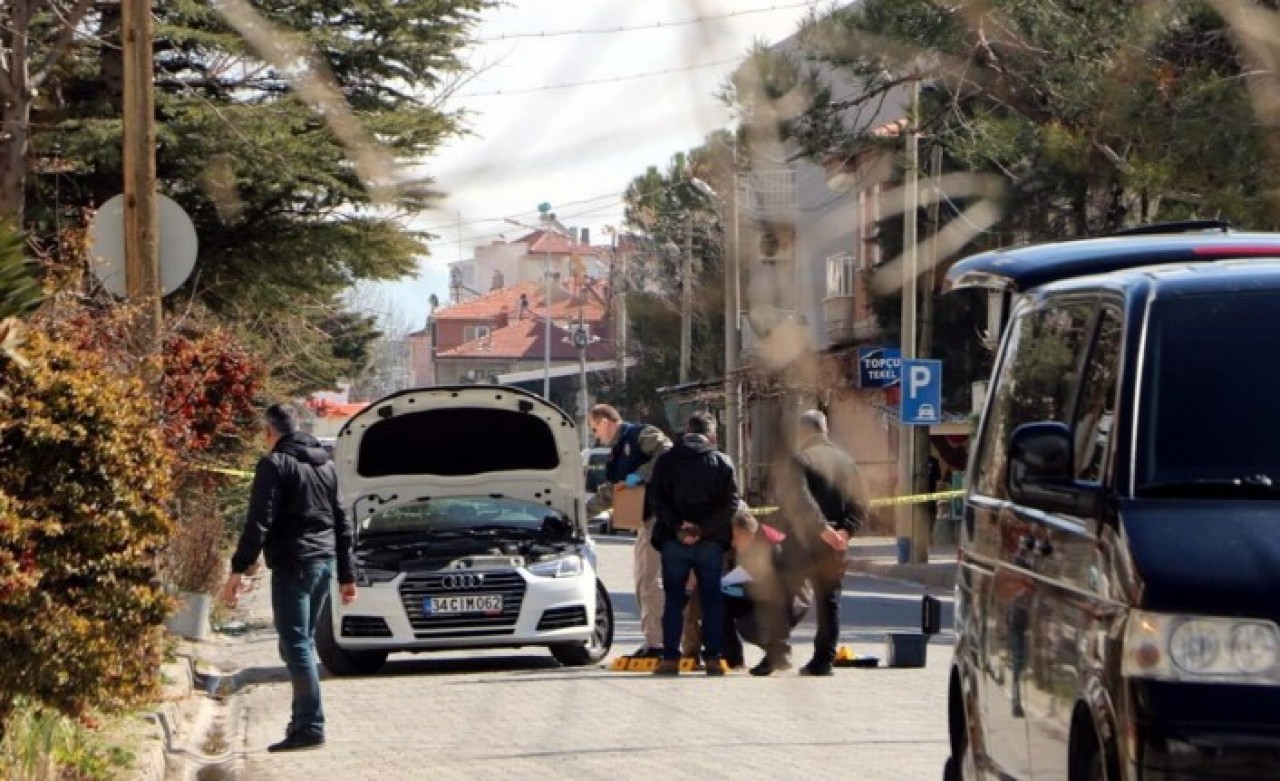 İş adamının otomobilinde bomba düzeneği bulundu