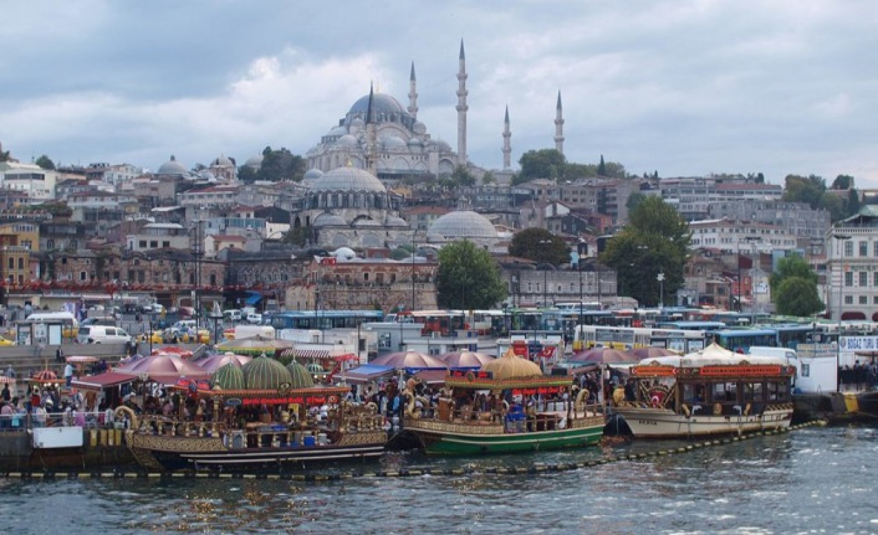 Mahkemeden Eminönü'ndeki Balık-Ekmek Tekneleriyle İlgili Flaş Karar!