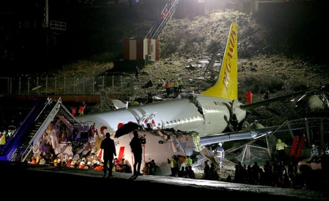 Sabiha Gökçen'de Uçağın Pistten Çıktığı O Anlar