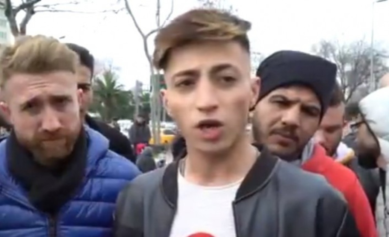 Sınıra gitmek için otobüs bekleyen mülteciler: "Hayat çok pahalandı,  sigara 10 liradan 20 liraya çıktı"