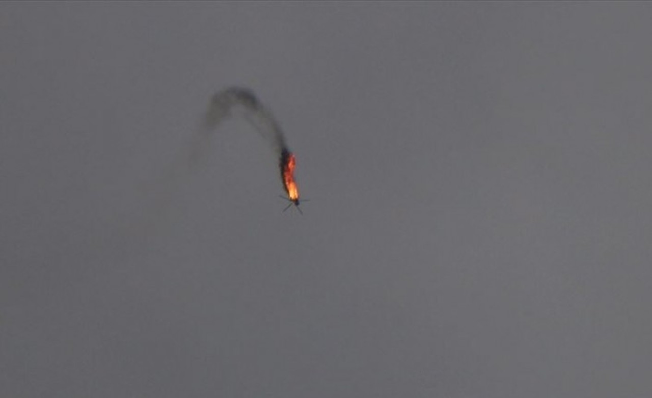 Suriye Ordusu'na ait bir helikopter daha düşürüldü: İlk görüntüler!