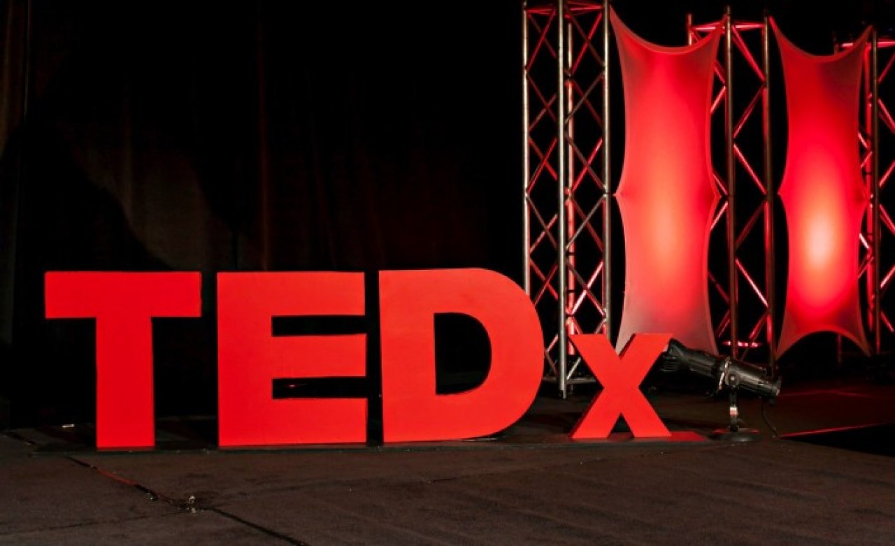 TEDx'in Gülben Ergen'i konuşmacı yapması tepki topladı!