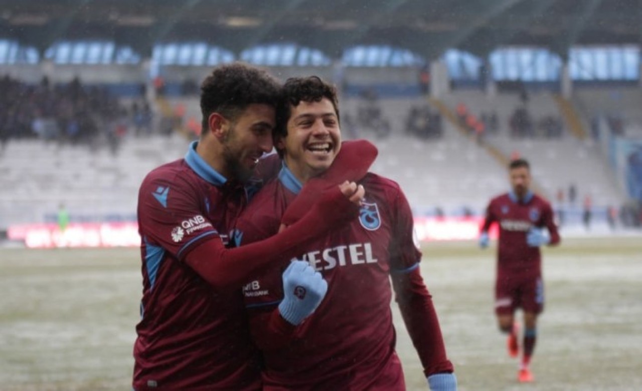 Trabzonspor,  Fenerbahçe'nin rakibi oldu