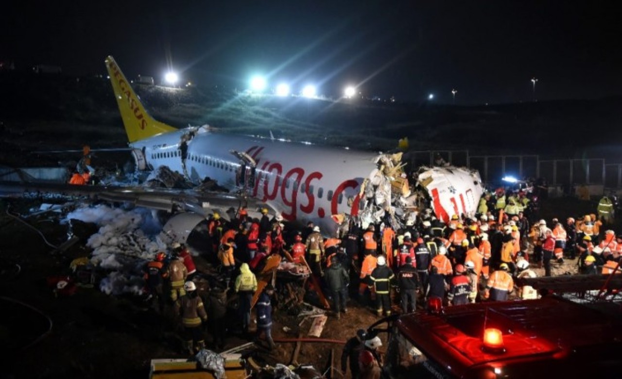 Uçak Kazasında Hayatını Kaybedenlerin Kimlikleri Belli Oldu!