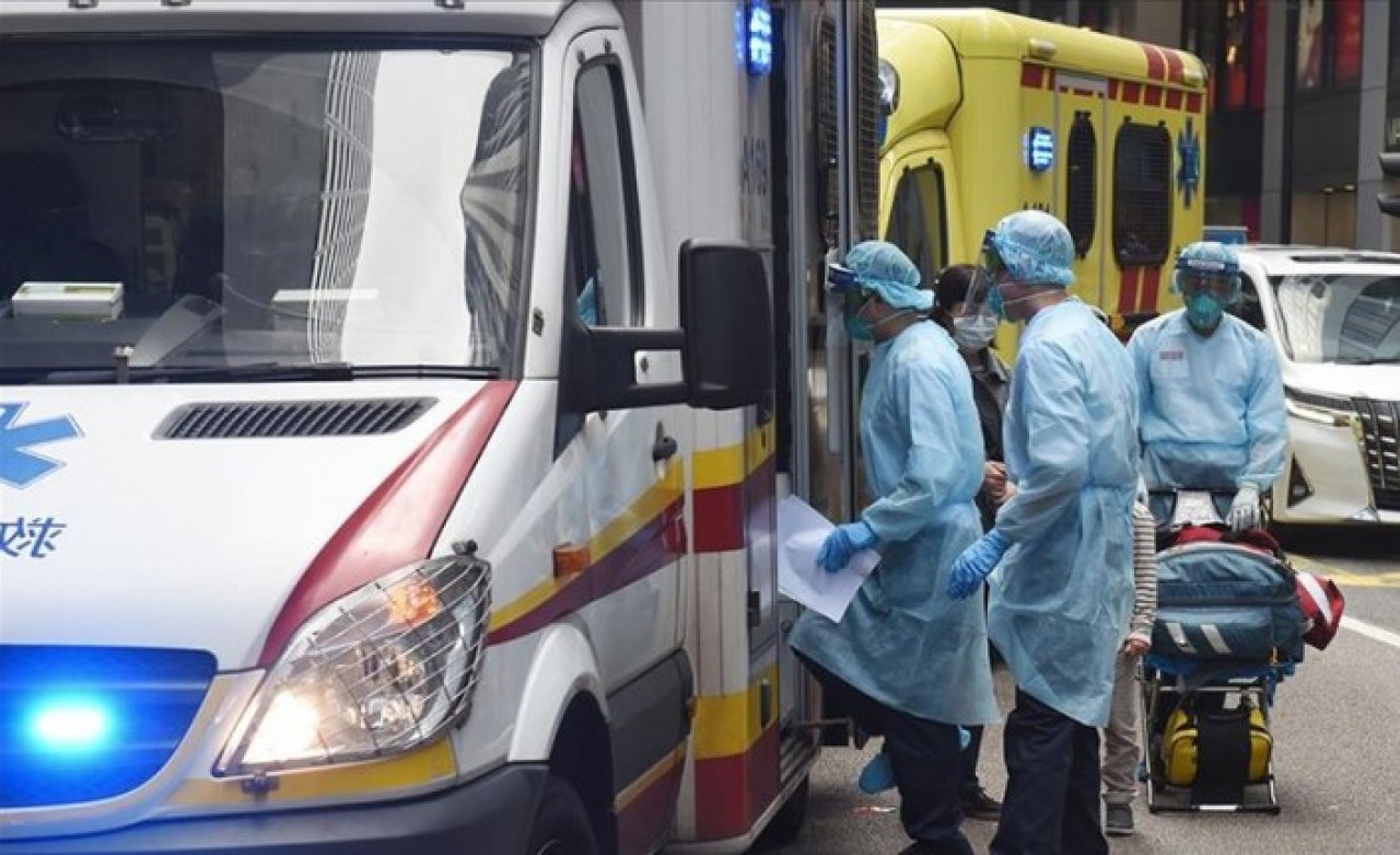 100 yaşındaki Çinli adam koronavirüsü yendi