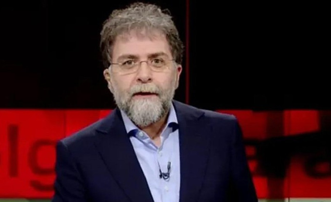 Ahmet Hakan'dan 'balkon' yorumu: Korona morona dinlemeyip gidesim geliyor