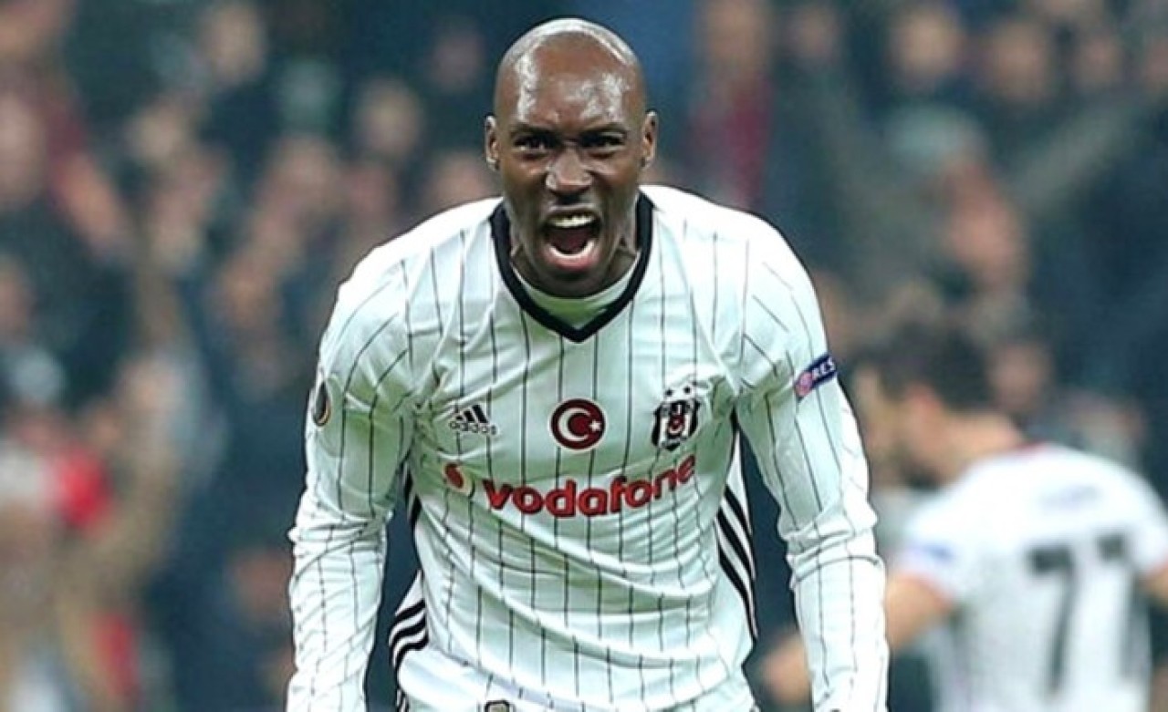 Beşiktaşlı Atiba için flaş karar!