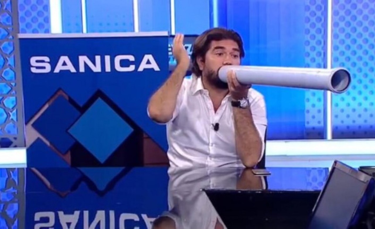 Boşnak vatandaşlara hakaret eden Rasim Ozan Kütahyalı yeniden Beyaz TV'de!