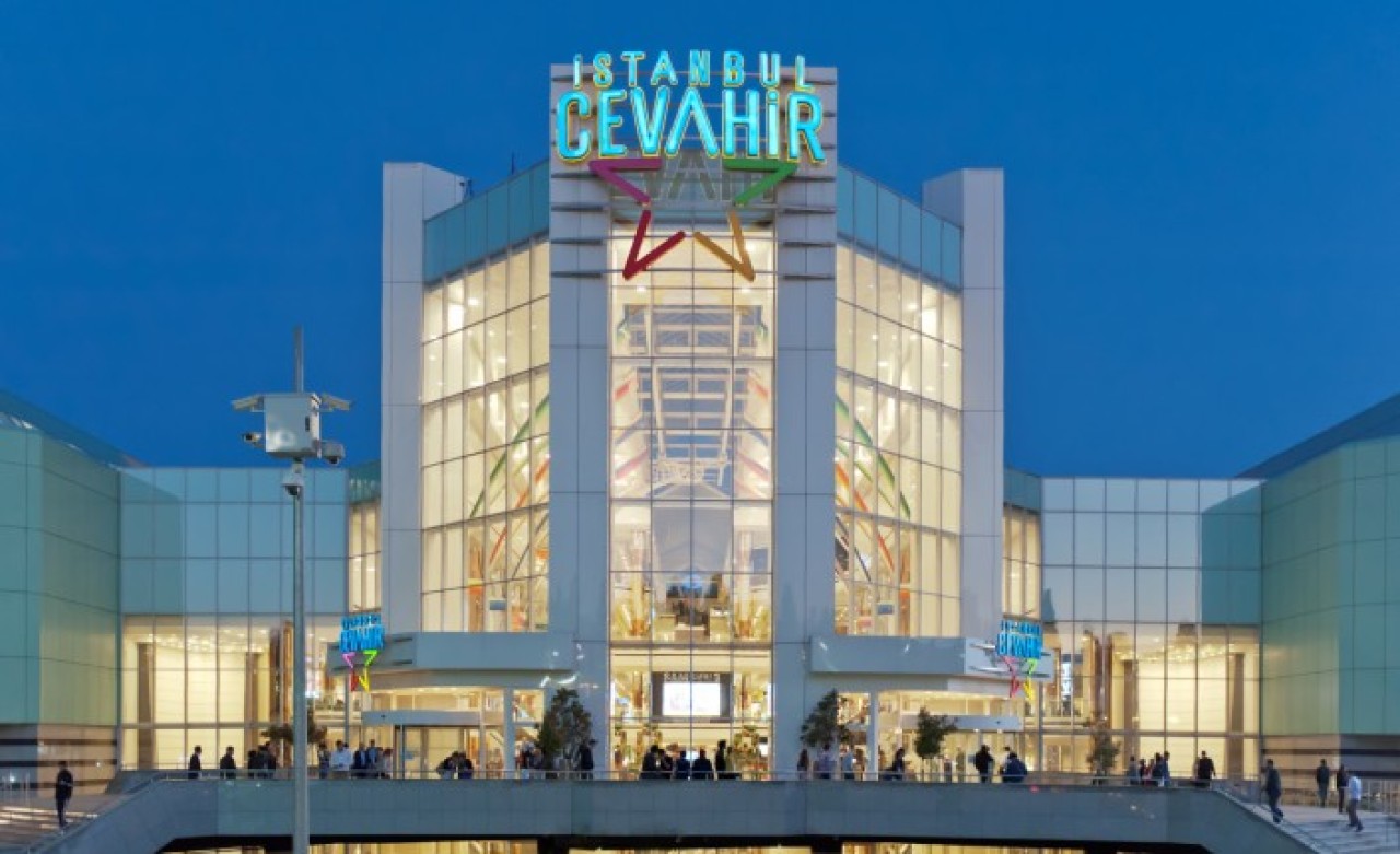 Cevahir AVM de kapatıldı