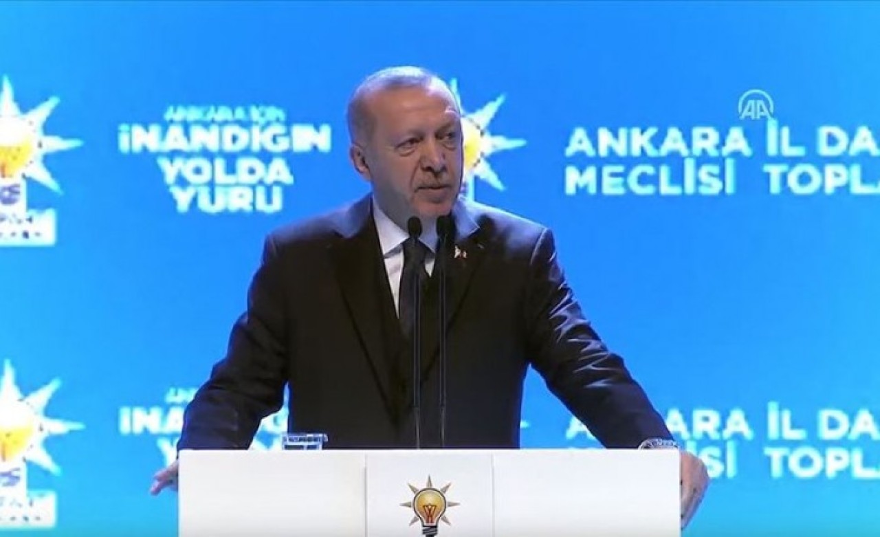 Cumhurbaşkanı Erdoğan'dan İdlib mesajı: 'Omuzlarının üzerinde baş kalmayacak'