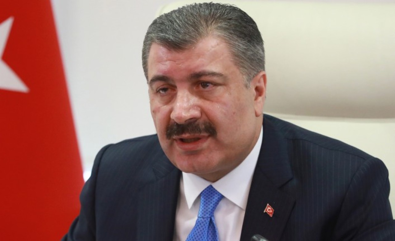 Cumhurbaşkanı Erdoğan'ın o sözleri sonrası Bakan Koca gözyaşlarını tutamadı!