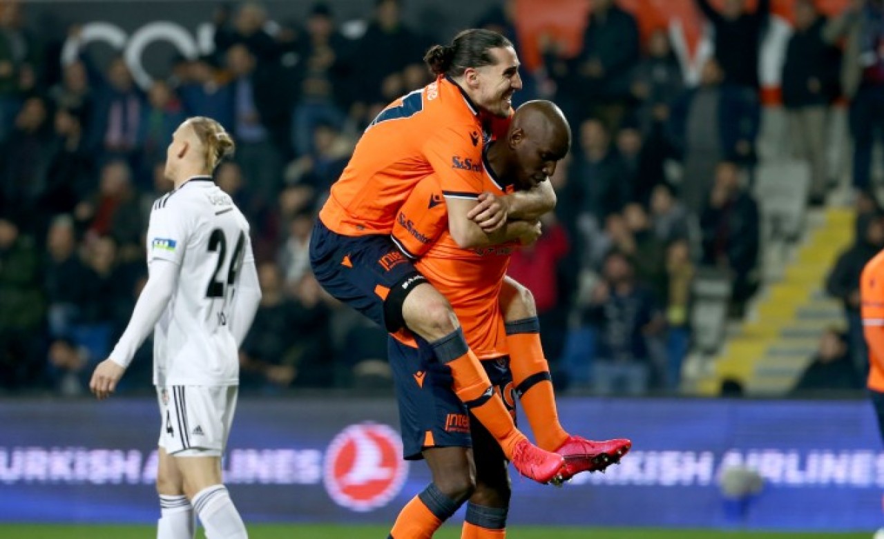 Demba Ba,  Beşiktaş'a haber gönderdi