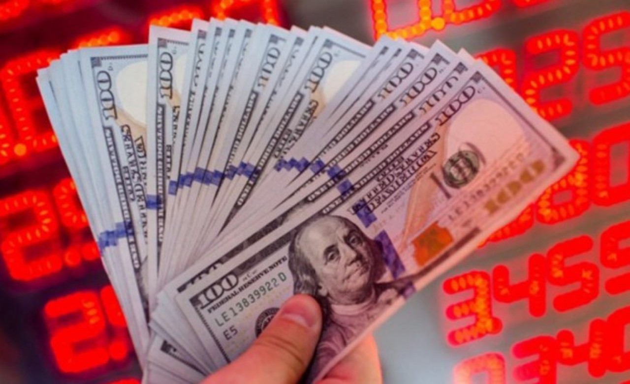 Dolar güne düşüşle başladı