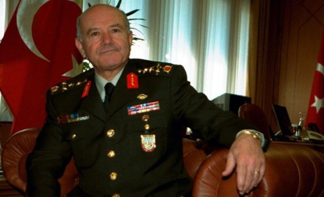 Emekli Kara Kuvvetleri Komutanı Aytaç Yalman'ın koronavirüs nedeniyle öldüğü iddia edildi