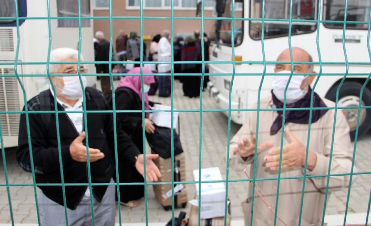 Fatih Altaylı'dan yurtları eleştiren umrecilere tepki: O girdiği için ahır olmuştur!