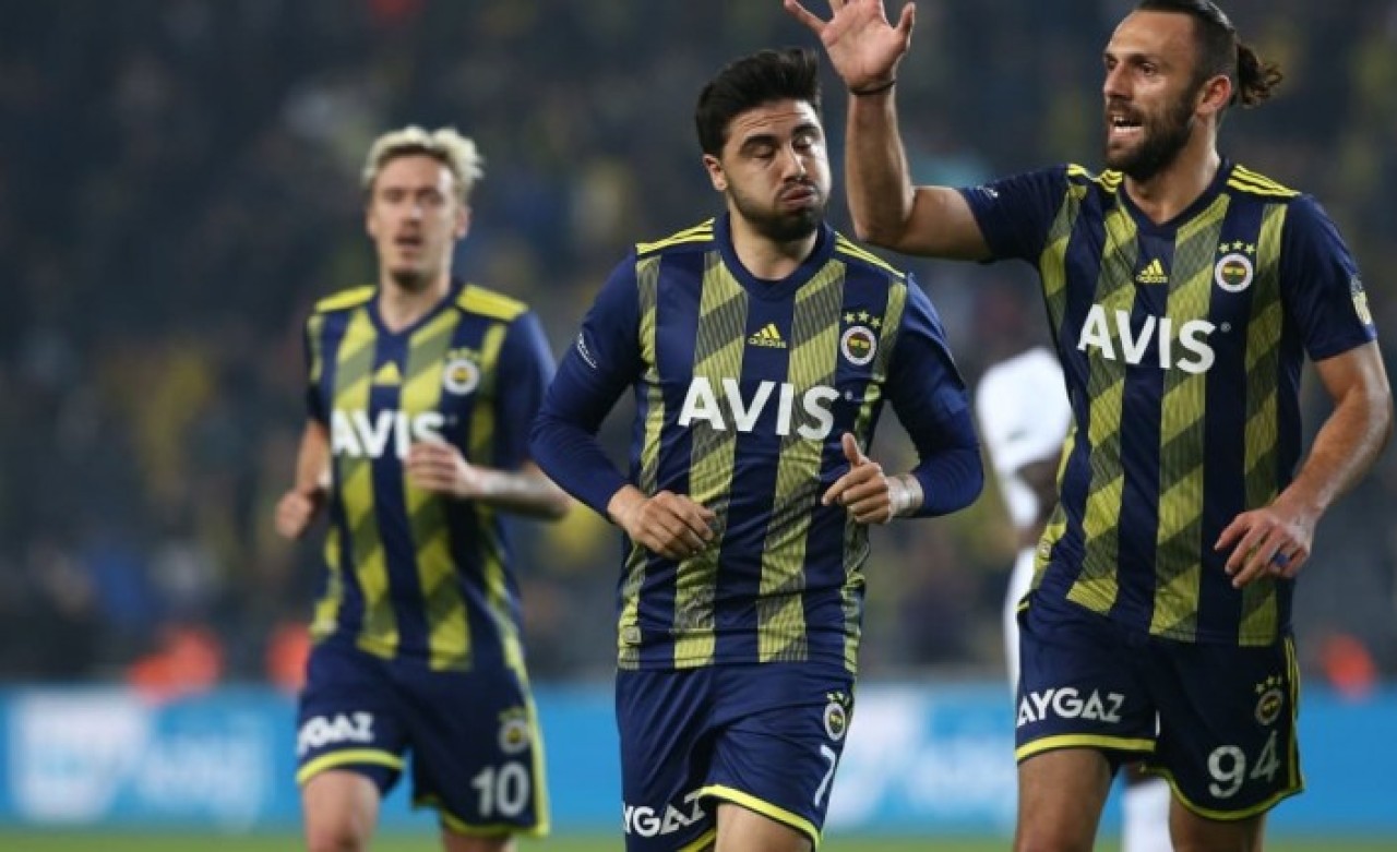 Fenerbahçe dile düştü: Bu takımda bir bacağımı bağlar oynarım!