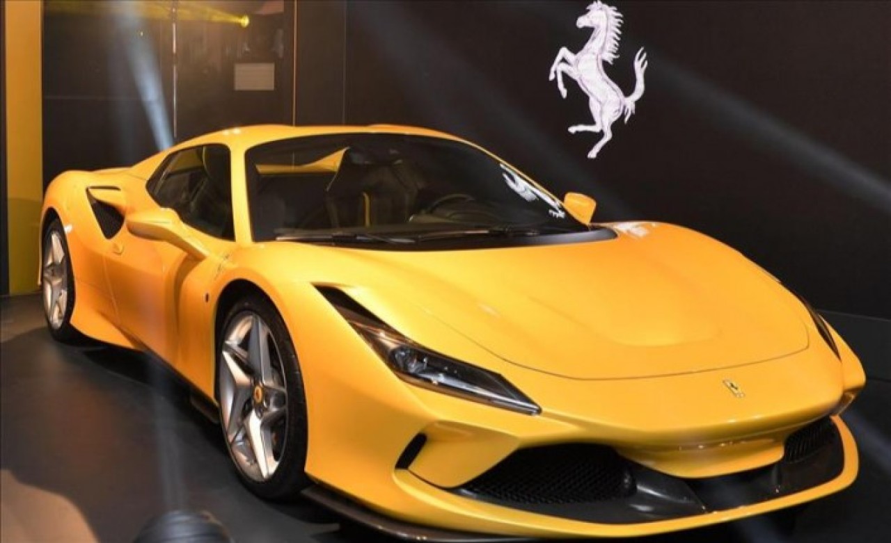 Ferrari üretimi durdurma kararı aldı!