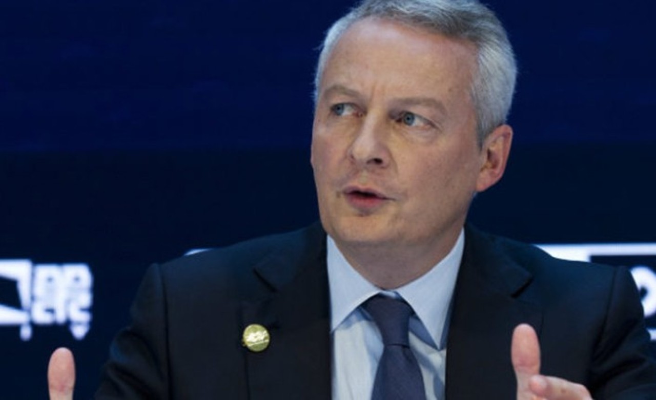 Fransız bakandan Erdoğan'a: Ateşle oynuyor