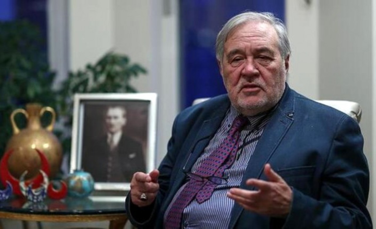 İlber Ortaylı: Beşiktaş'ın şampiyonluğunu sokakta kutladım!