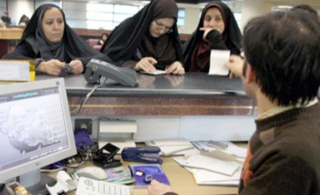 İran'da bankacılar koronavirüs nedeniyle hayatını kaybetti