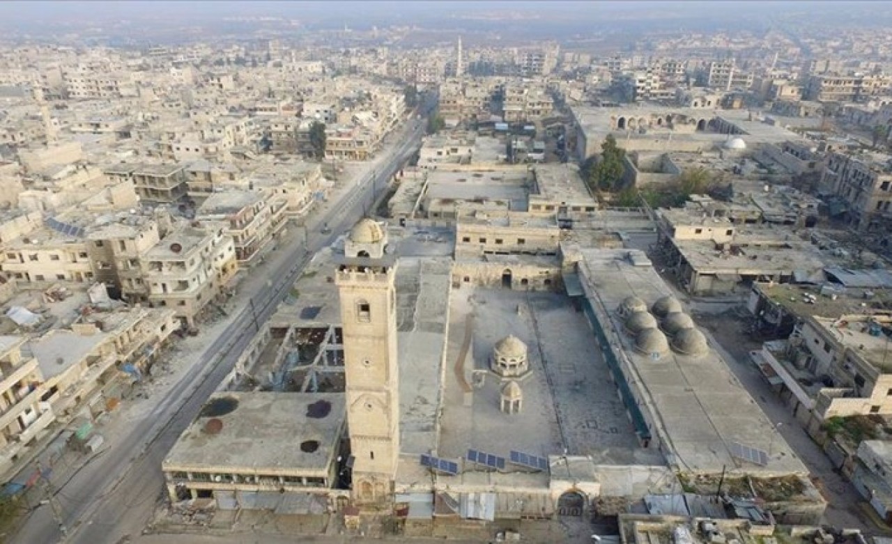 İran eğittiği 400 teröristi İdlib'e gönderdi: SİHA korkusuyla askeri araca binmediler!