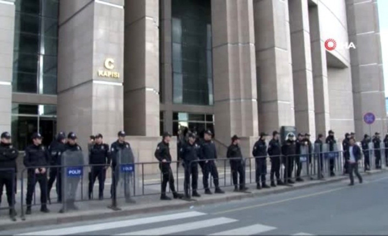 İstanbul Adliyesi'nde koronavirüs şoku: Mahkeme kapatıldı