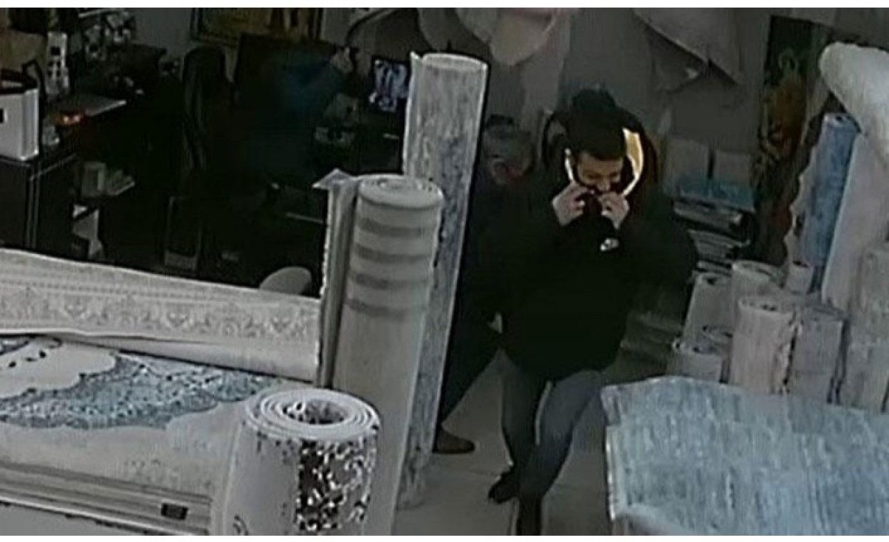 Koronavirüs korkusu: Vatandaş hapşırdı,  mağaza karıştı!