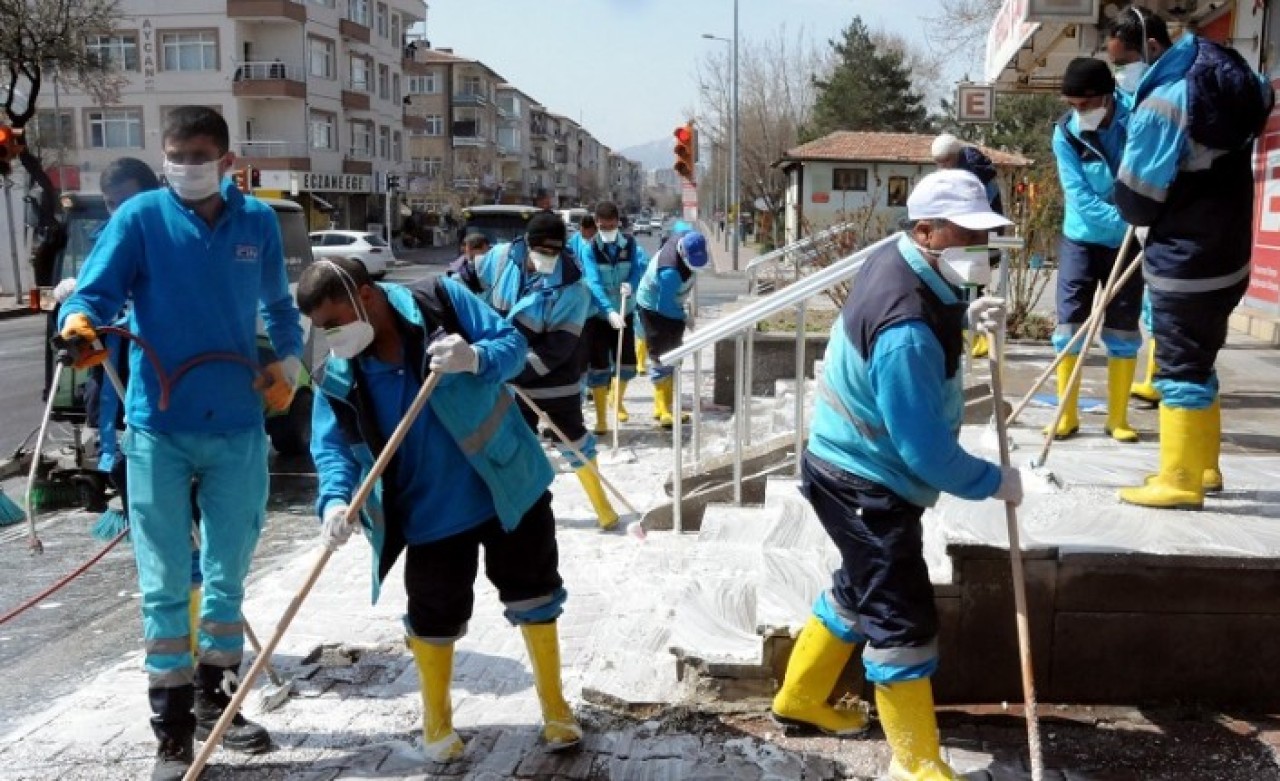 Koronavirüs nedeniyle bir mahalle karantinaya alındı!