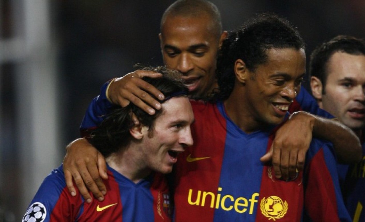 Messi'den Ronaldinho'nun hapisten çıkması için 4 milyon euro