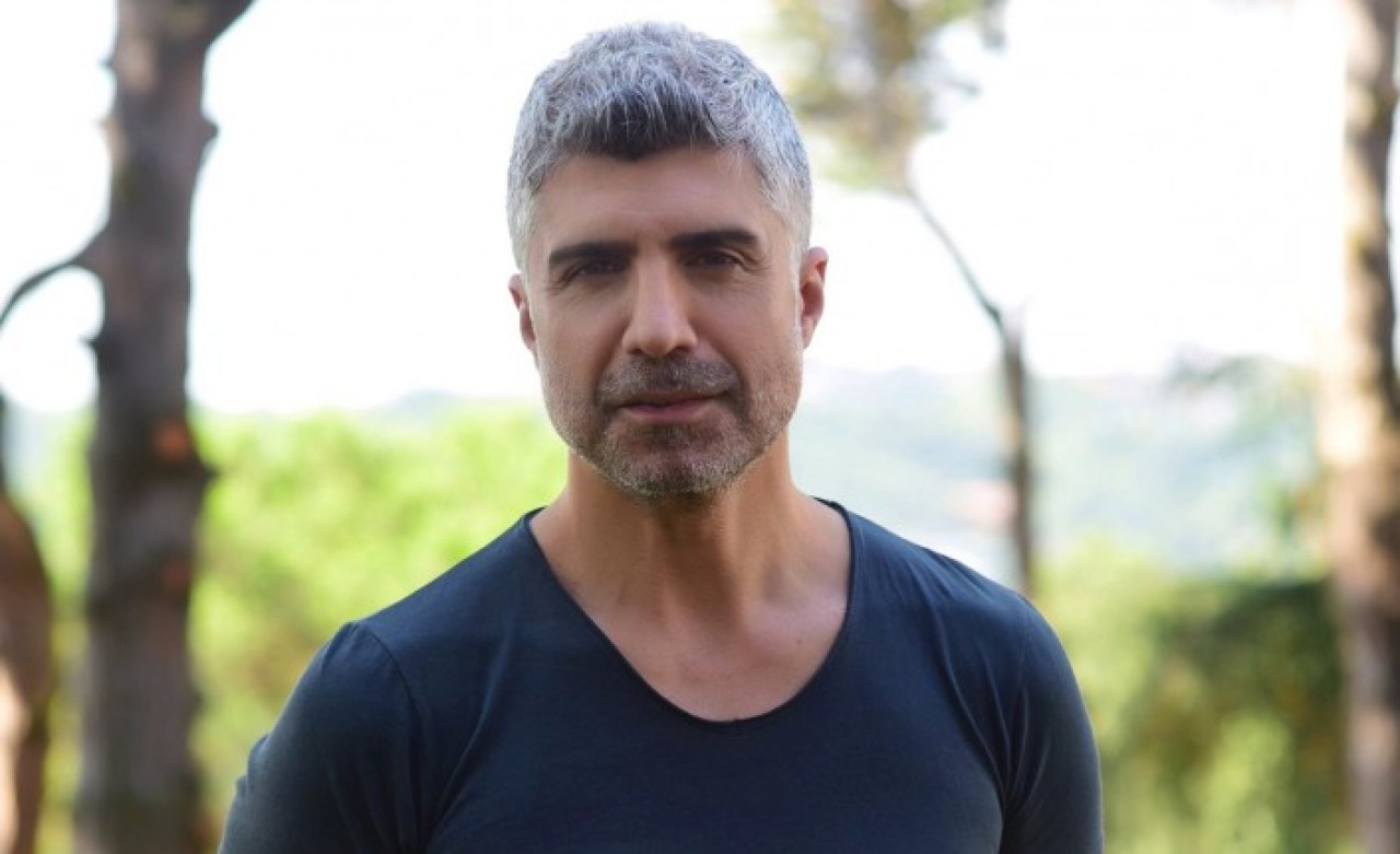 Özcan Deniz'den tepki çeken kadınlar günü paylaşımı!