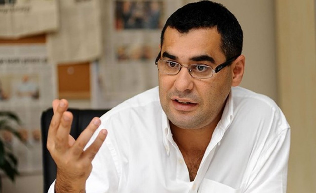 Paylaştığı o karikatür yüzünden Enver Aysever'e soruşturma açıldı!