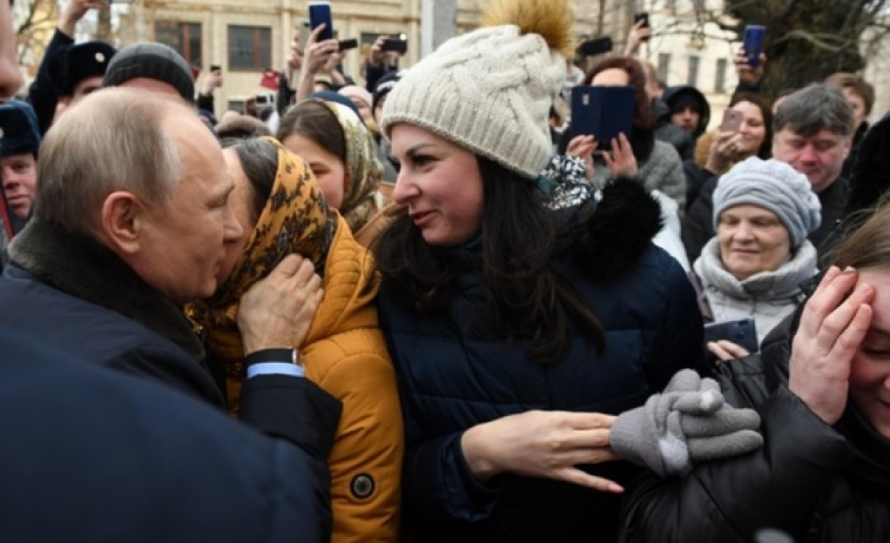 Putin'den koronavirüs kararı: Zenginden alıp,  fakire verecek!