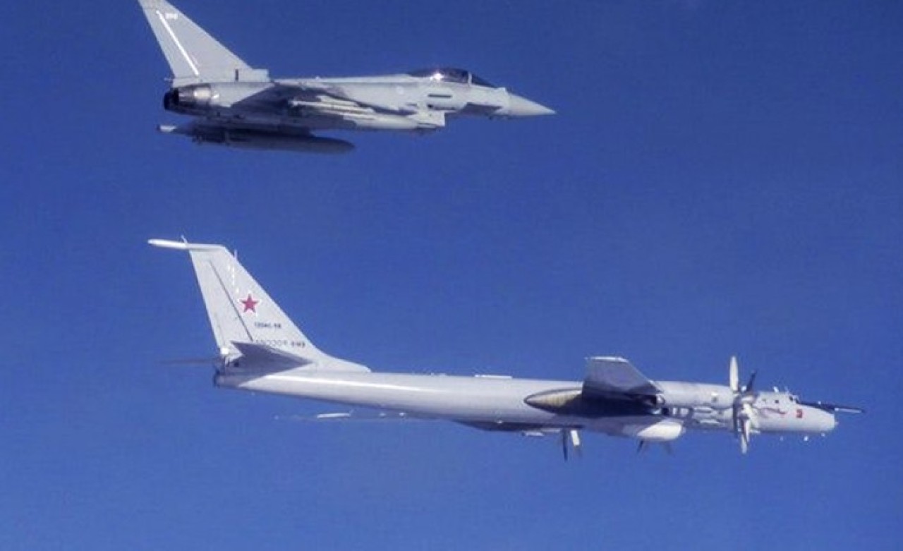 Rus keşif uçaklarına İngiltere'den savaş uçağı hamlesi: Rusya'dan açıklama