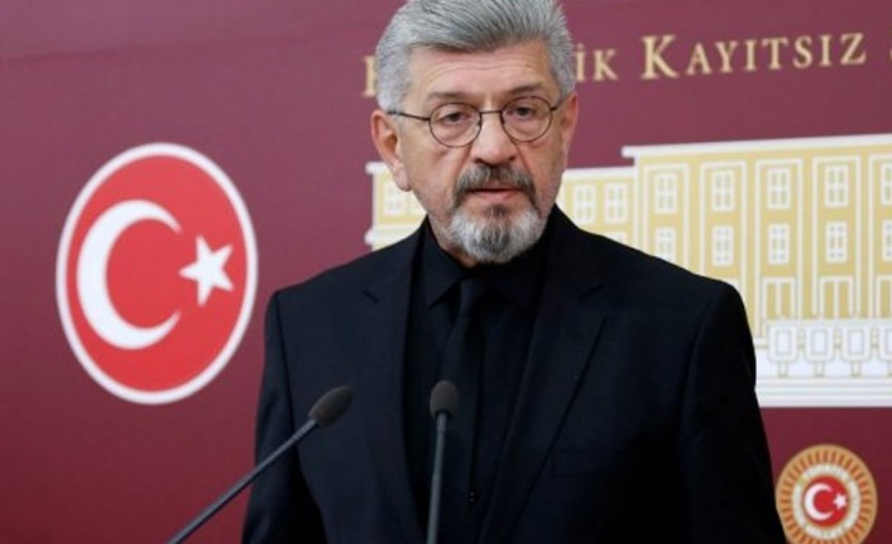 Saadet Partisi'nin 2 milletvekilinden 1'i istifa etti