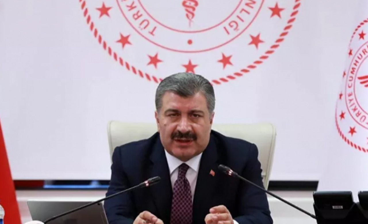 Sağlık Bakanı Koca: Son 24 saatte 17 hastamızı kaybettik. 2069 yeni vaka tespit ettik