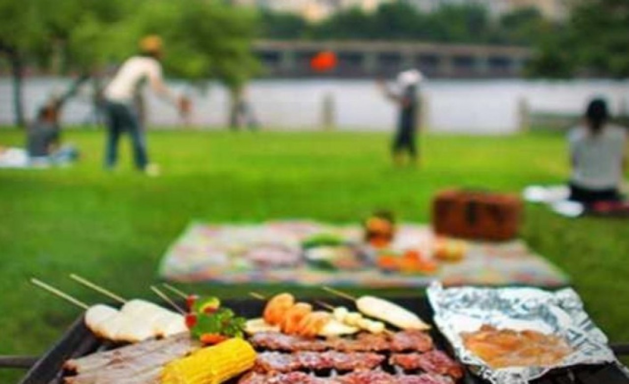 Sahillerde mangal ve nargileye son