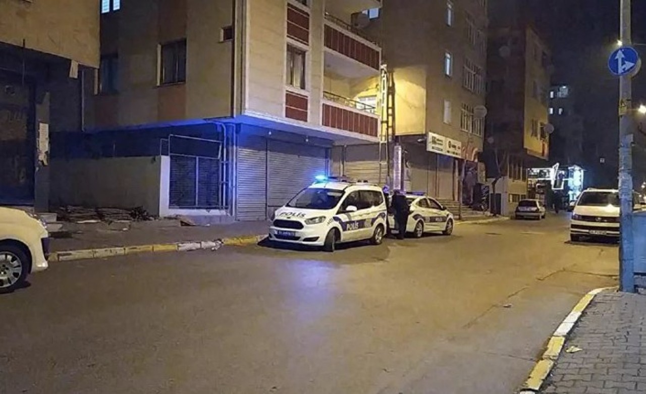 Salataya limon tuzu yerine böcek ilacı kattı!