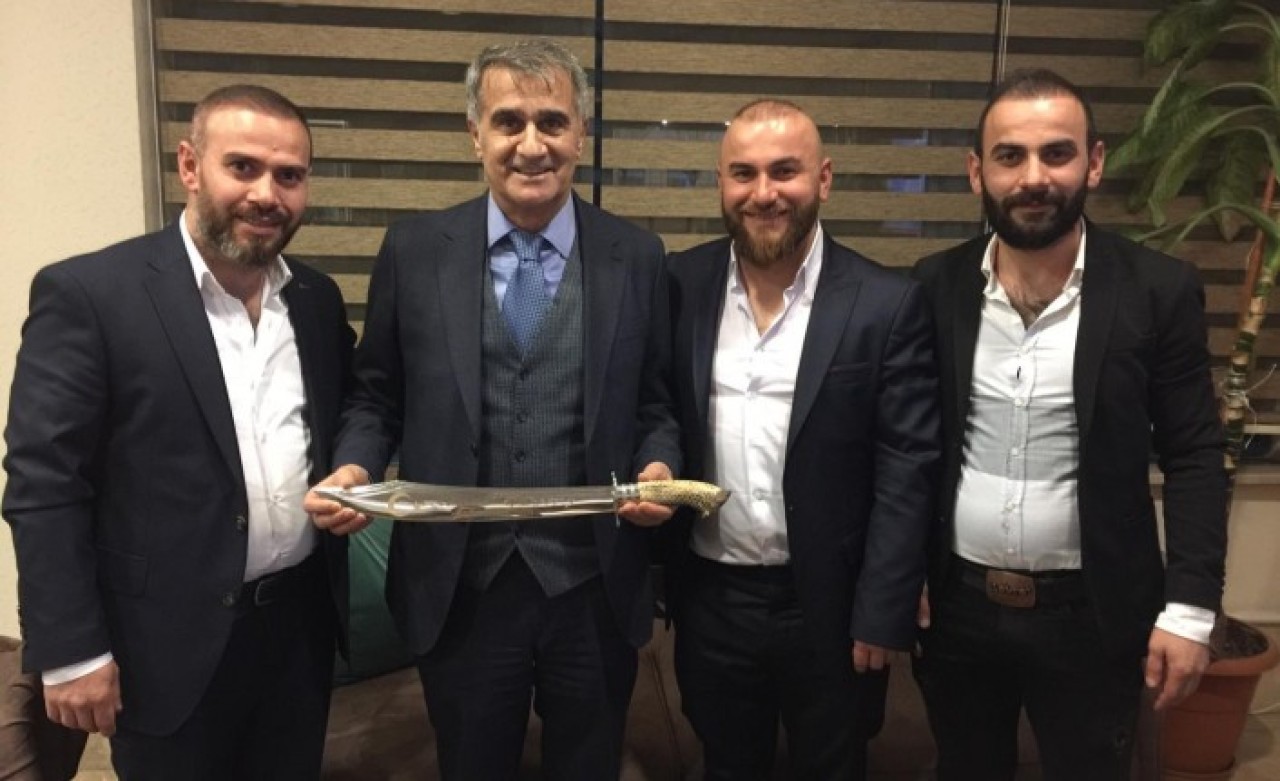 Şenol Güneş'e özel kılıç: Yunus yağından yapılıyor!