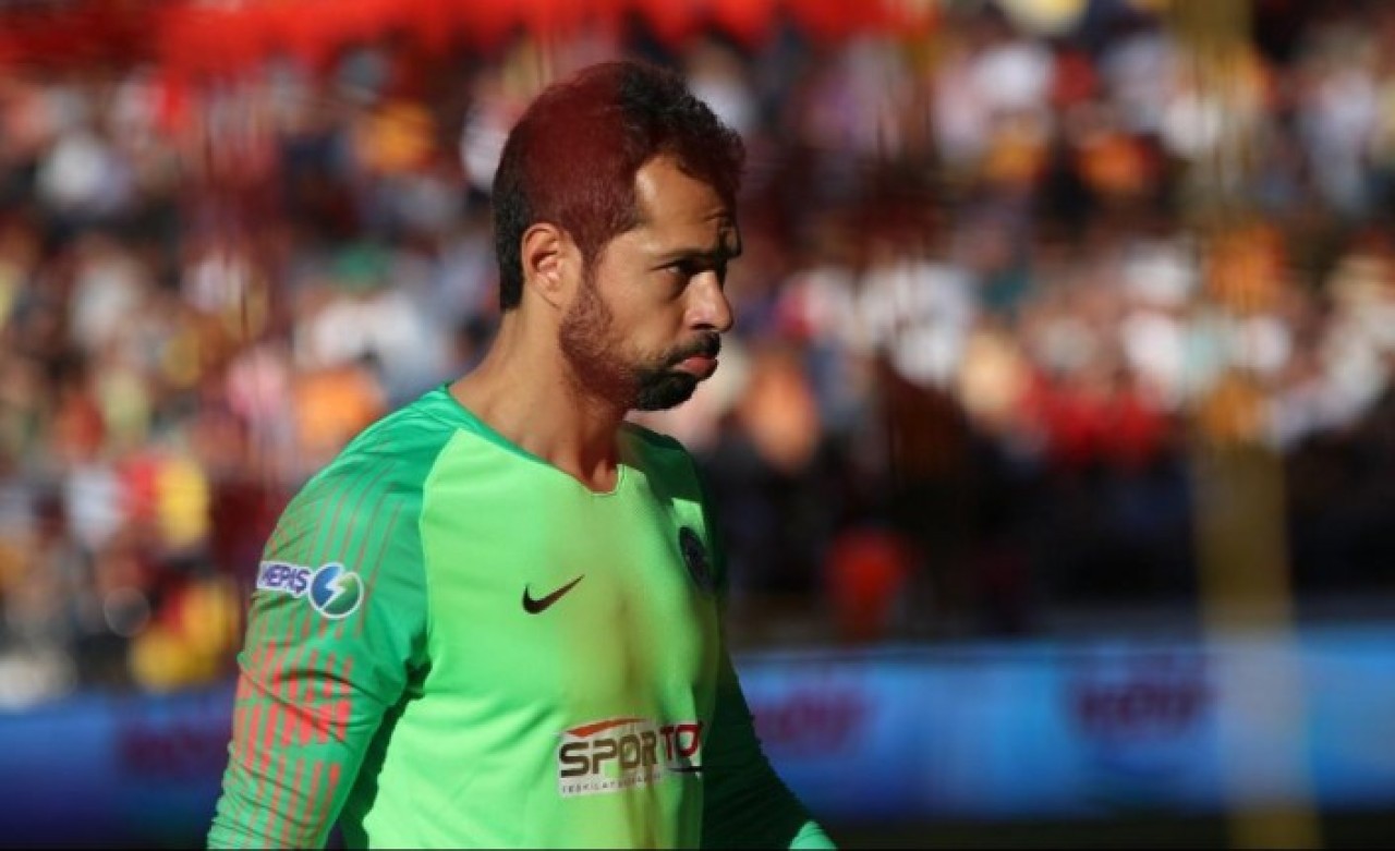 Serkan Kırıntılı kırmızı kart görerek Fenerbahçe karşısına yine çıkamayacak!