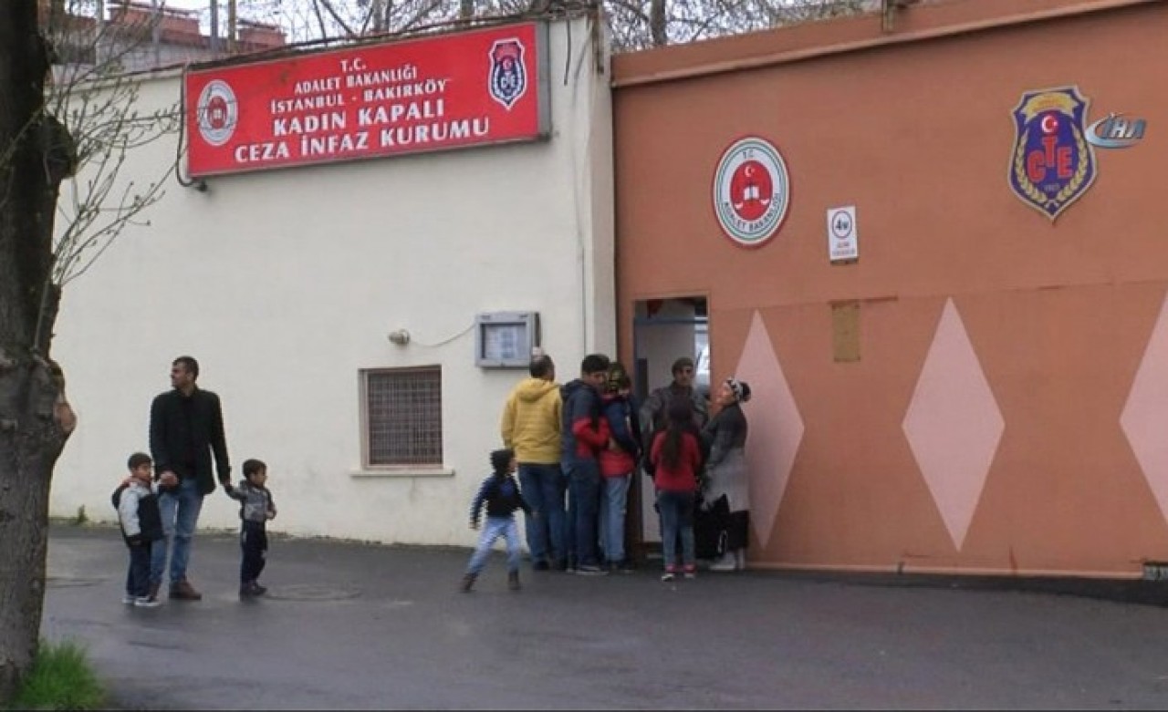 Talimat verildi: Kadın tutuklu ve hükümlüleri ilgilendiren '8 Mart' kararı!